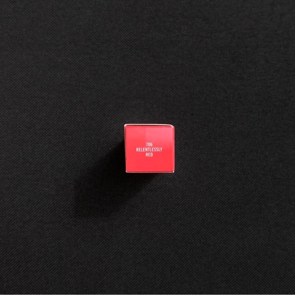 MAC Relentlessly Red Retro Matte Creamy Lipstick — Full Size .1 oz - Picture 3 of 5